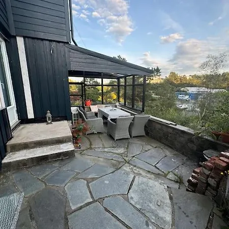 Selvik House بيت للعطل برغن
